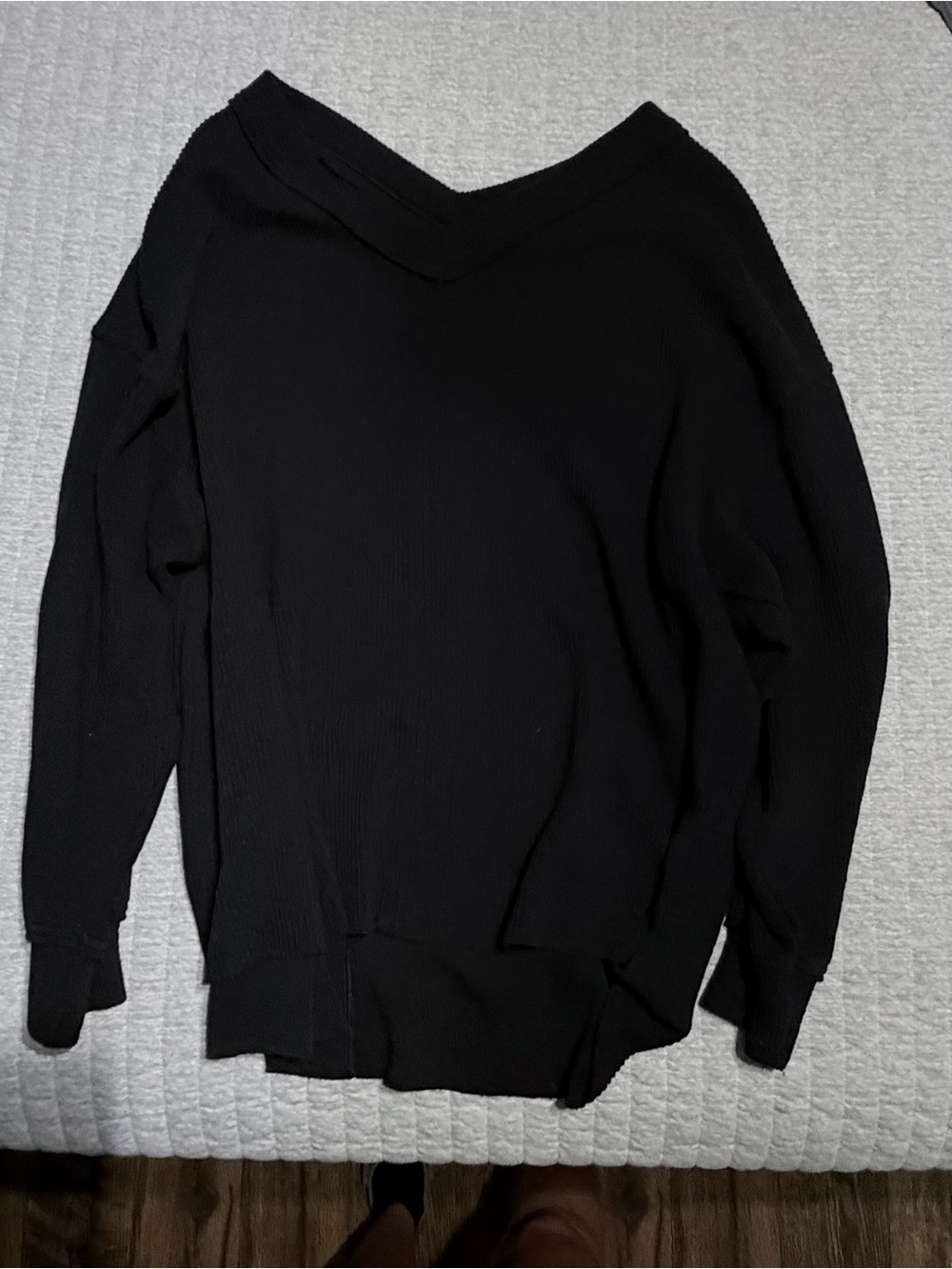 American Eagle Outfitters Black V-Neck Waffle Knit Sweater
